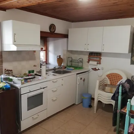 Papa House Vrasná